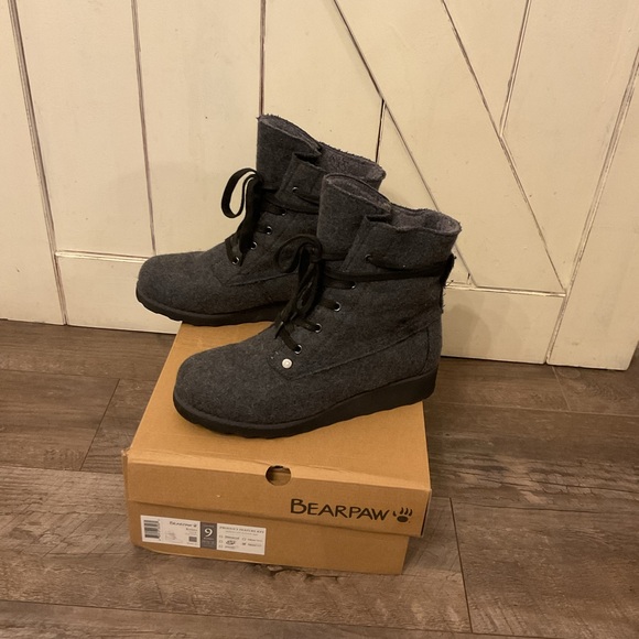 Bear paw boots - Picture 2 of 6